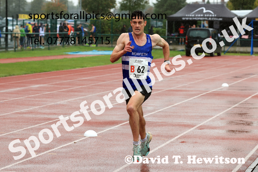 Senior Mens 6 Stage 2025 Northern Athletics Autumn Road Relays, Leigh, Lancashire. Photo: David T. Hewitson/Sports for All Pics